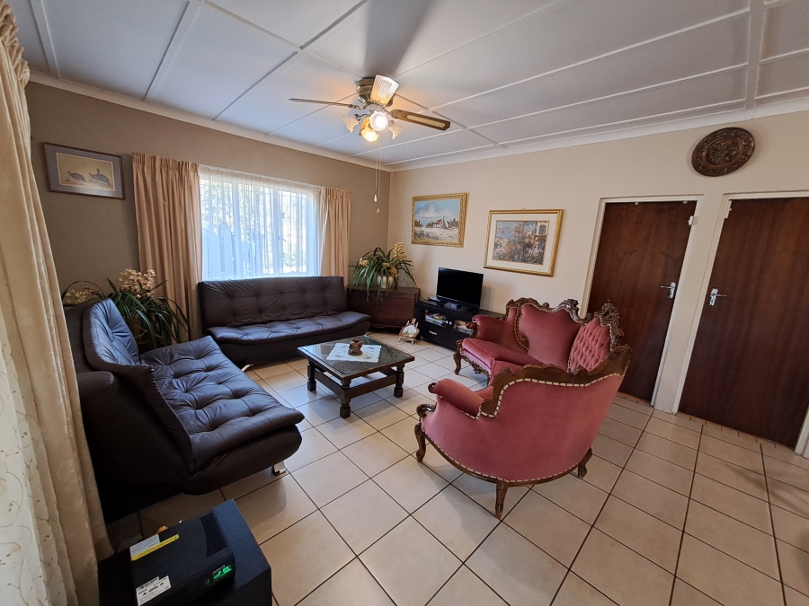 4 Bedroom Property for Sale in Deneysville Free State